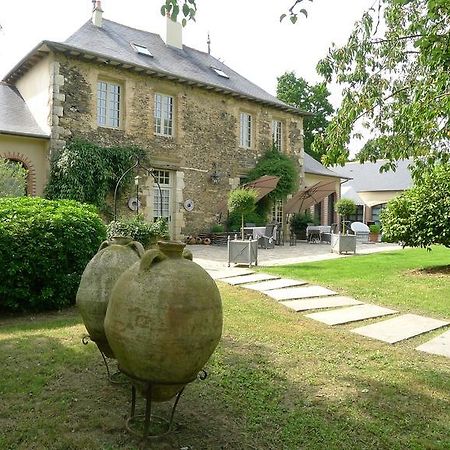 Les Demeures De Marie Bed & Breakfast Pacé Exterior photo